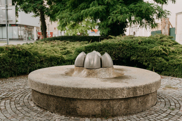 Fontána pri MÚ Trnava
