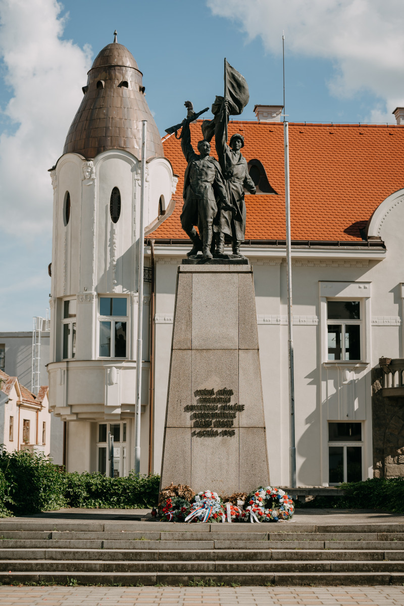 Víťazstvo - Pomník osloboditeľov