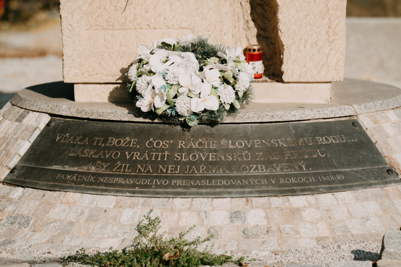 Pomník nespravodlivo prenasledovaných v rokoch 1948 - 1989